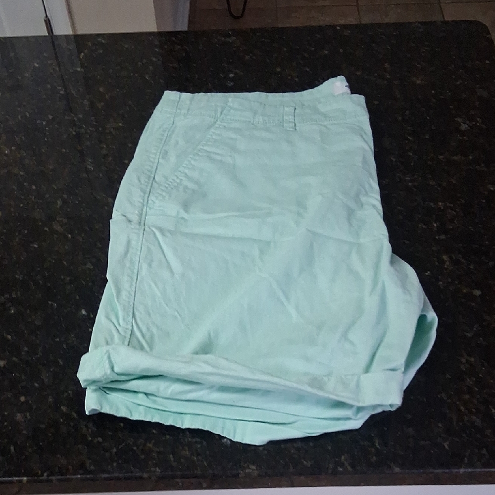 Old Navy Mint Green Women's Bermudas